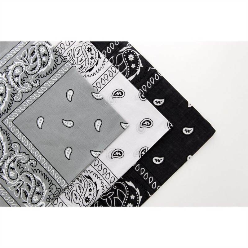 Set of 3 Cotton Paisley Bandanas Dark Grey, Black & White